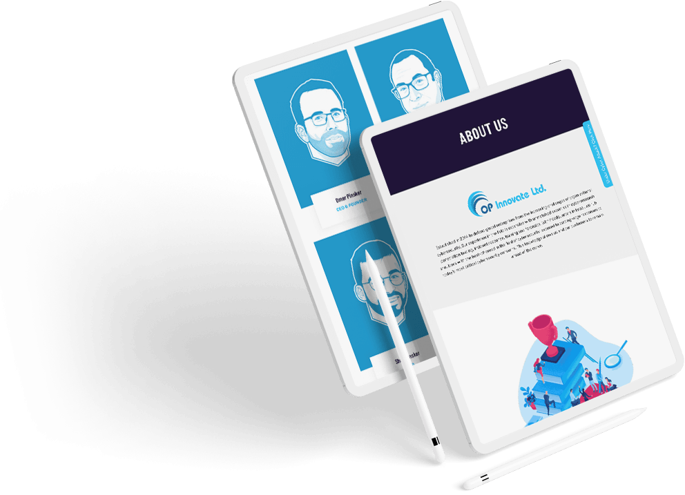 מוקאפ אתר אינטרנט של OP Innovate בתצוגה בטאבלט